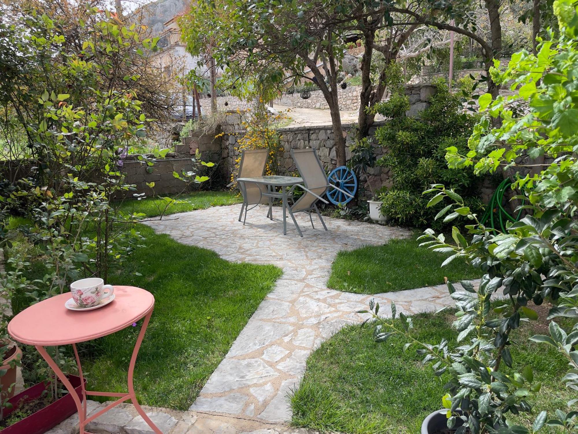 דירות אמפיקליה Alonaki House מראה חיצוני תמונה