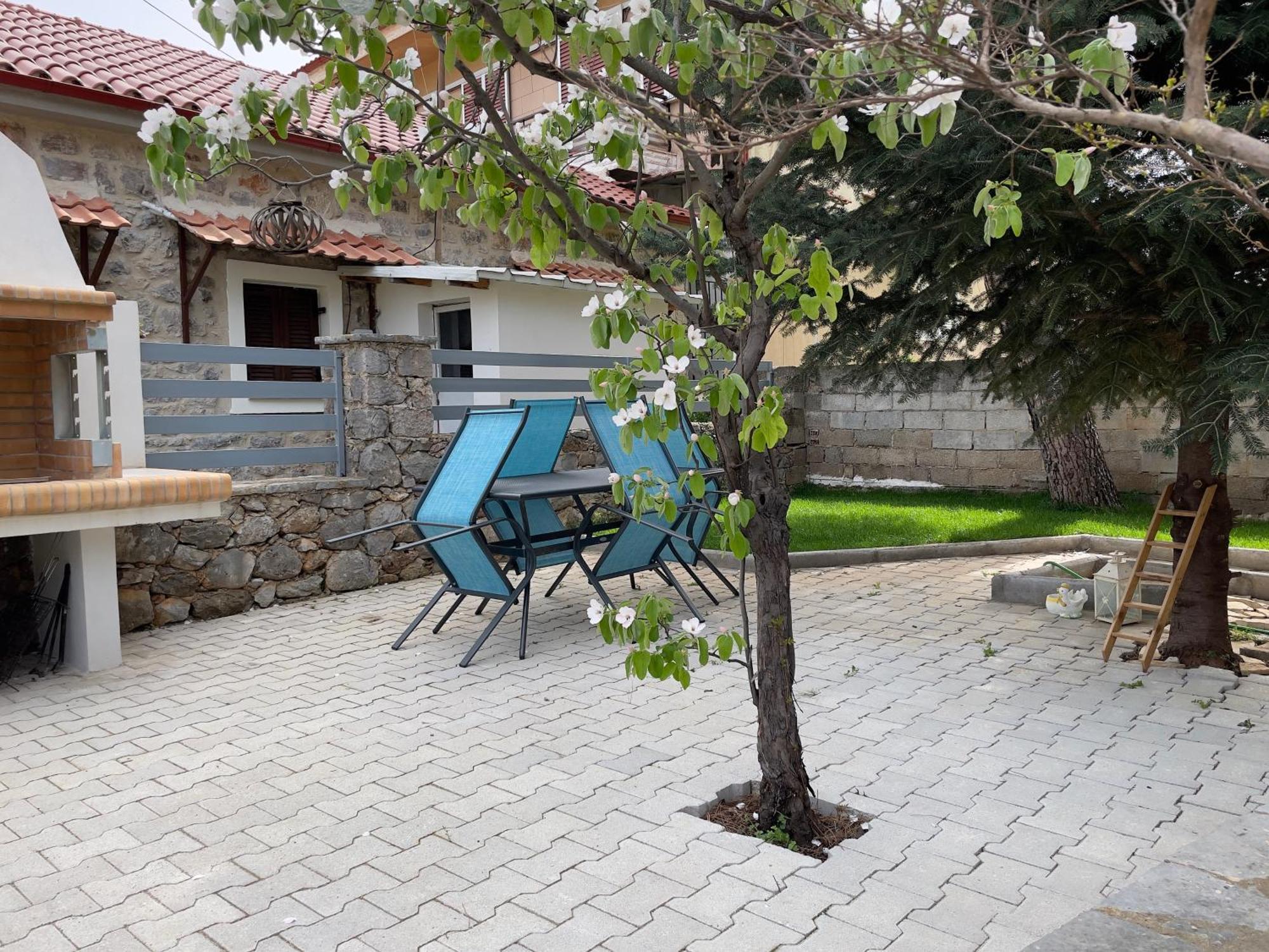 דירות אמפיקליה Alonaki House מראה חיצוני תמונה